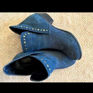 Blue Ankle Boots by Me Too size 9